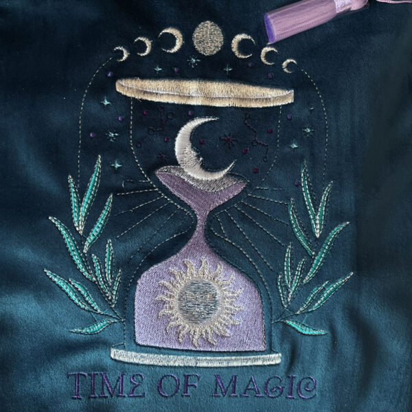 Pochette à livre “Time of Magic” – ✨Le sablier des mystères✨ – Image 3
