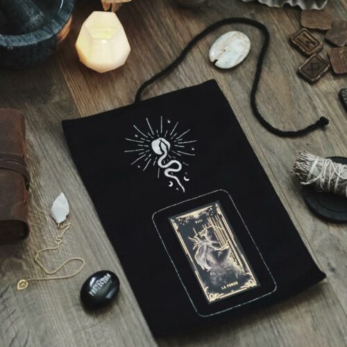 Tapis de tirage : 🐦‍⬛Shadow Work🐦‍⬛ GABRIELLE LARTIGUE x TATADO