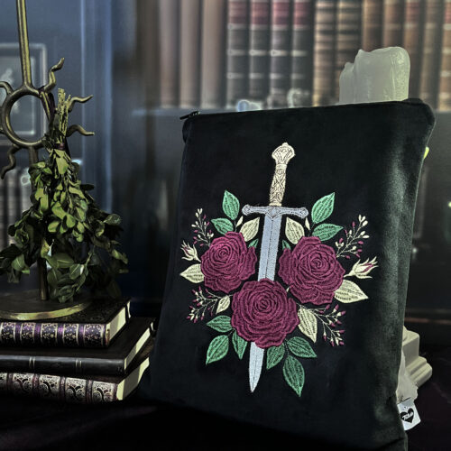 Pochette à livre broché/rélié Épée & roses