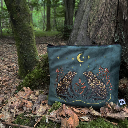 Pochette à livre broché/rélié "Gardiens de la Lune"